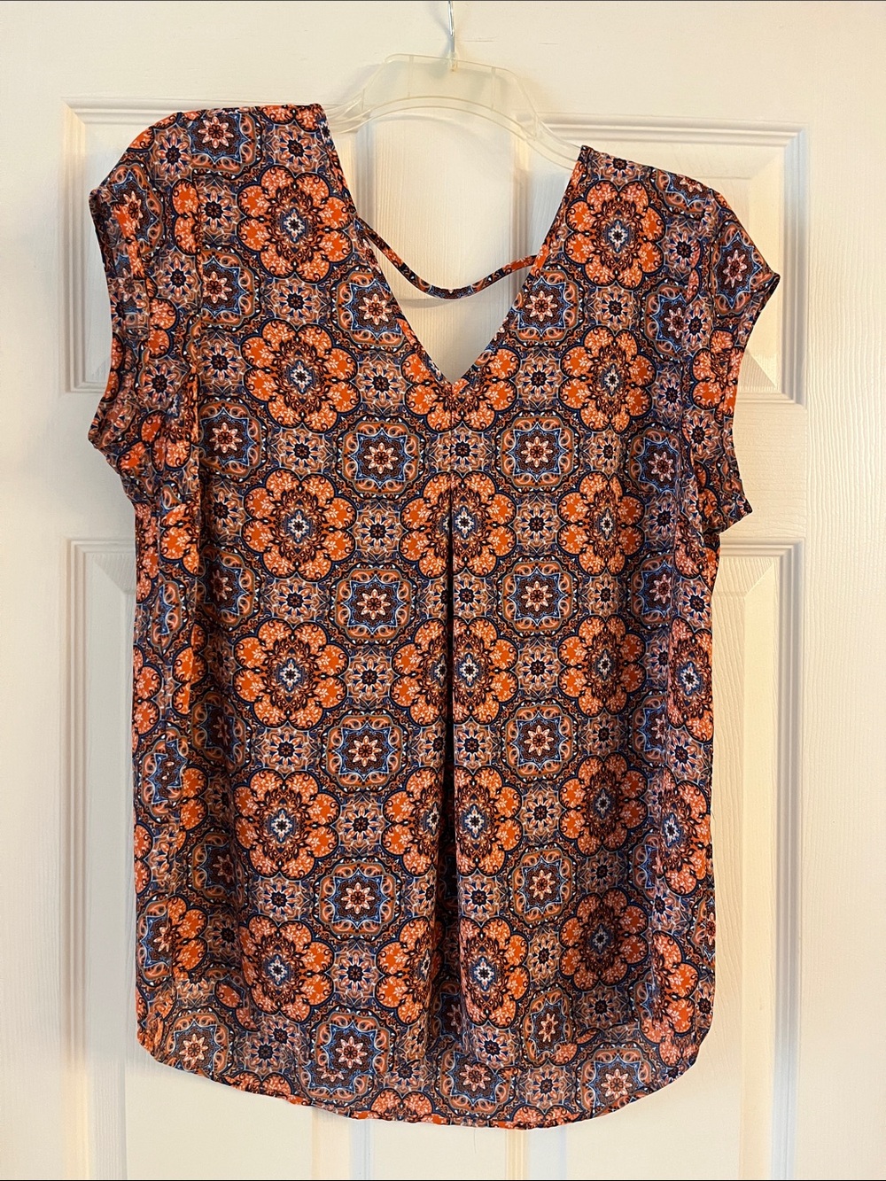 DR2 Floral Mosaic V-Neck Cap Sleeve Blouse in Orange and Navy